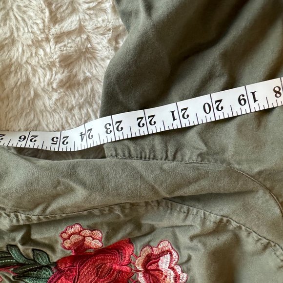 Hooded Khaki Green Women's 1X field jacket embroidery sleeve Large - Picture 6 of 8